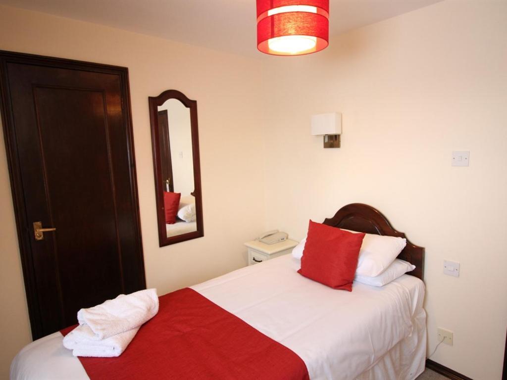 Pilgrims Hotel Canterbury Bilik gambar