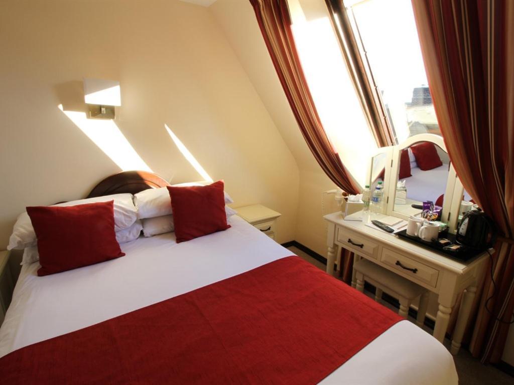 Pilgrims Hotel Canterbury Bilik gambar