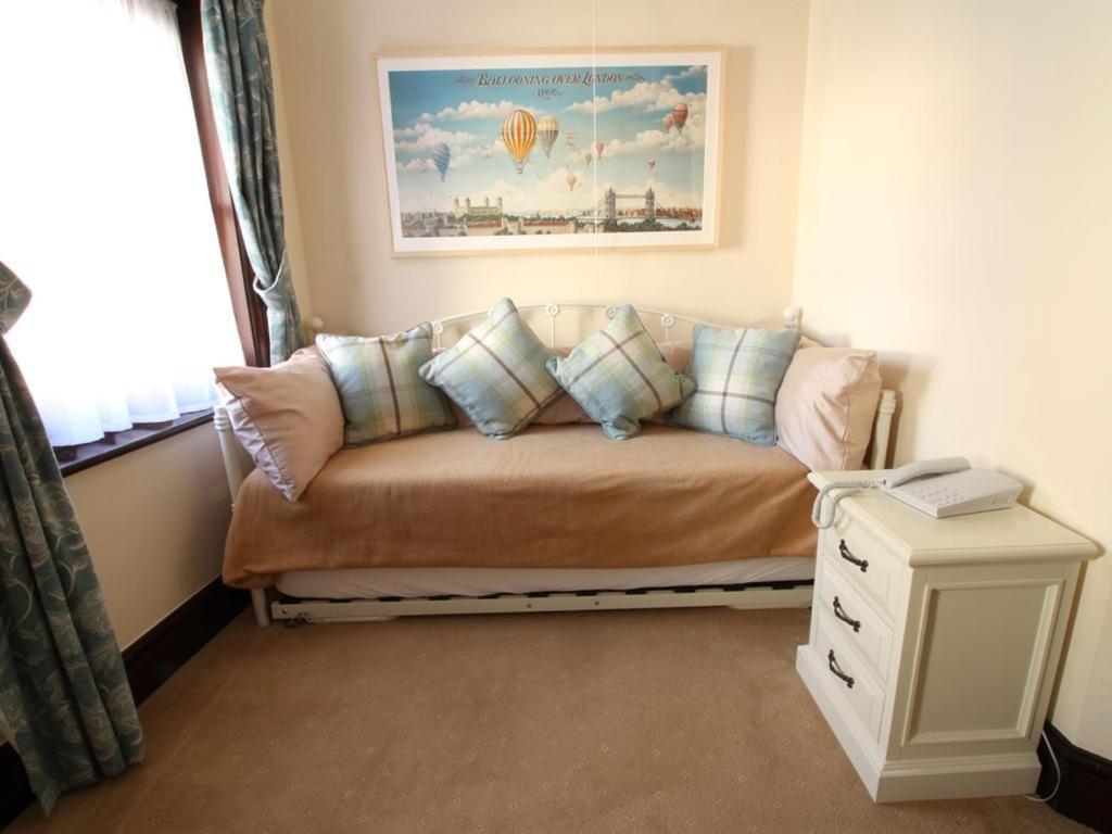 Pilgrims Hotel Canterbury Bilik gambar